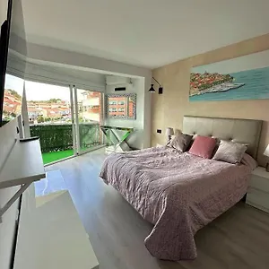 Beachfront Sant Salvador Apartamento